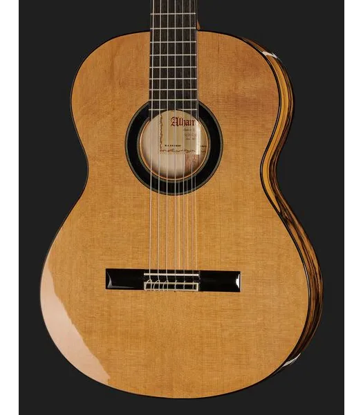 Alhambra 6 White Ebony, lähikuva 4