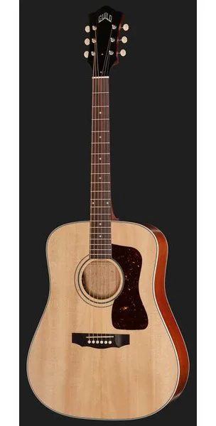 Guild D-40E Std NAT USA, lähikuva 2