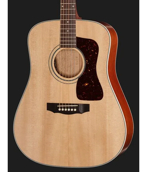 Guild D-40E Std NAT USA, lähikuva 4
