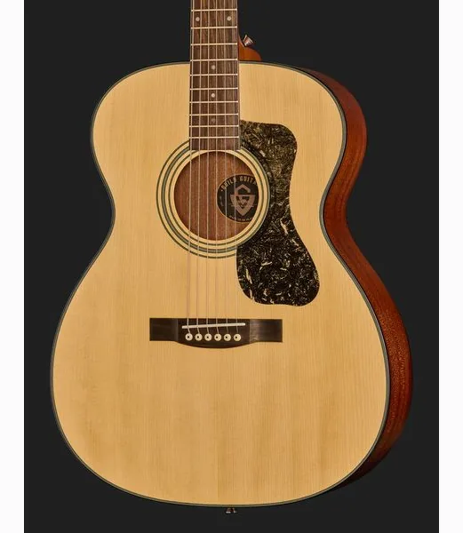 Guild OM-340 Nat, lähikuva 4