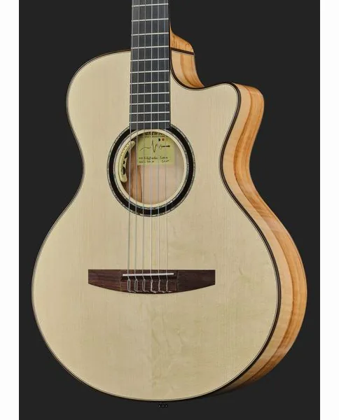 Lakewood A-Buckeye Crossover Custom, lähikuva 4
