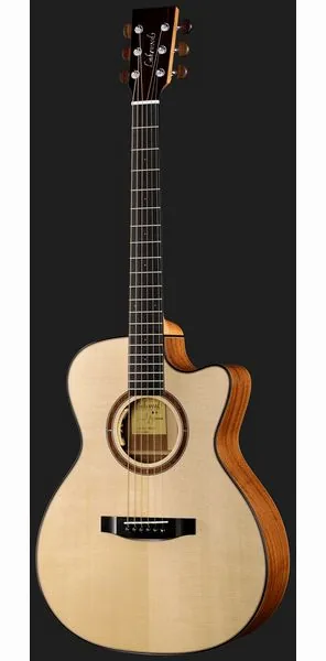 Lakewood M-14 CP Natural, lähikuva 2