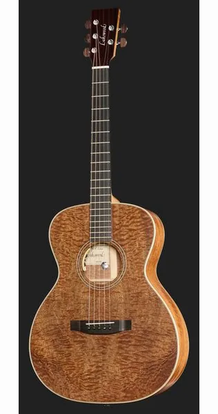 Lakewood M-15 Custom 5, lähikuva 2