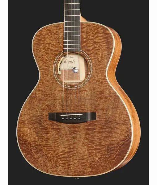Lakewood M-15 Custom 5, lähikuva 4