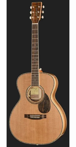 Lakewood M-24 Custom, lähikuva 2