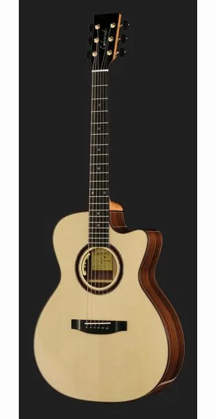 Lakewood M-32 CP Deluxe, lähikuva 2