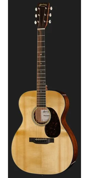 Martin Guitar 000-12E Retro Roadseries, lähikuva 2
