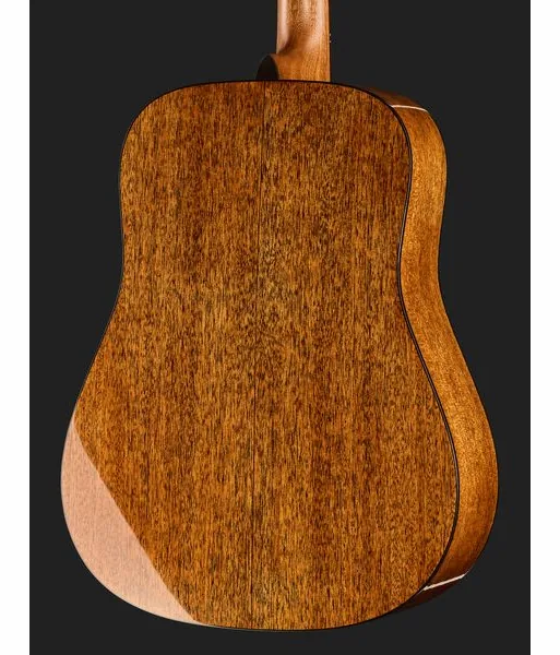 Martin Guitar Custom D-18, lähikuva 5