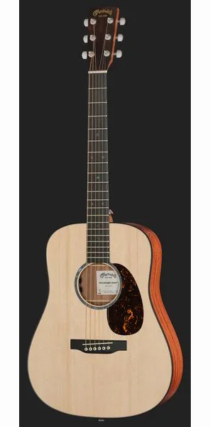 Martin Guitar D Jr E, lähikuva 2