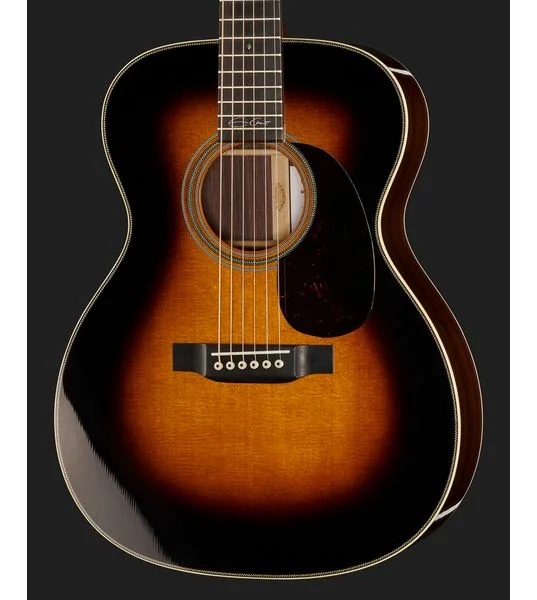 Martin Guitar 000-28EC Sunburst, lähikuva 4