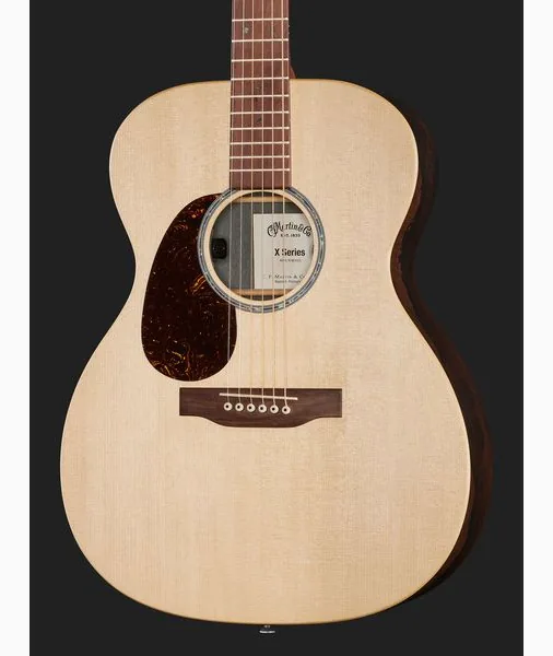 Martin Guitar 000-X2E LH, lähikuva 4