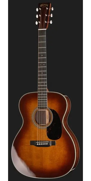 Martin Guitar 00028 Ambertone, lähikuva 2
