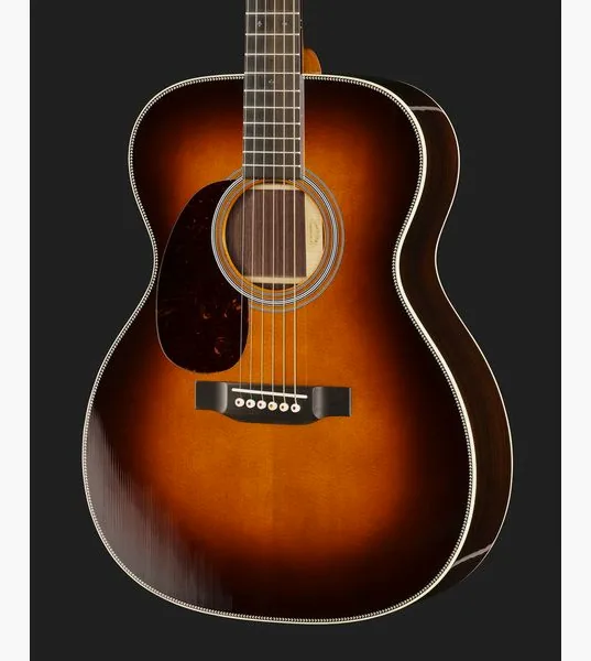 Martin Guitar 00028 Sunburst LH, lähikuva 4