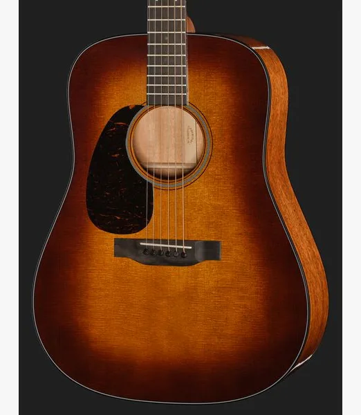 Martin Guitar D18 Ambertone LH, lähikuva 4