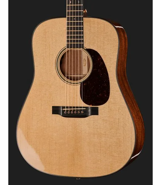 Martin Guitar D-18E Modern Deluxe, lähikuva 4