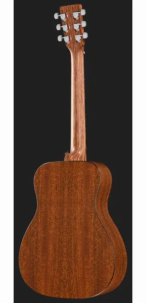 Martin Guitar LX1E, lähikuva 3