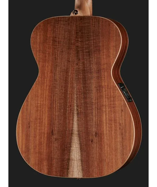 Maton EBG808A w/ Case, lähikuva 5