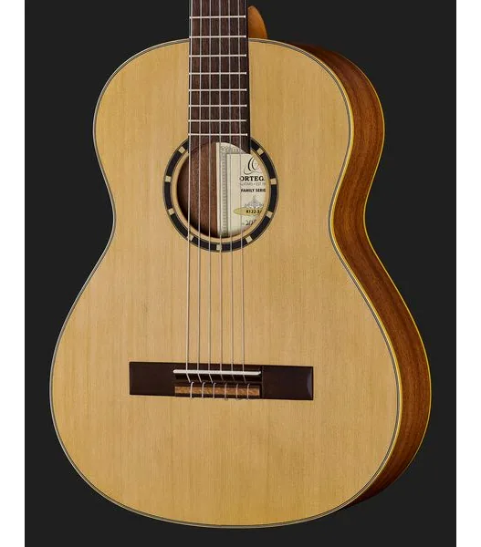 Ortega R122-3/4, lähikuva 4