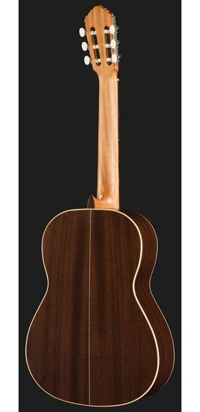 Ortega R19S, lähikuva 3