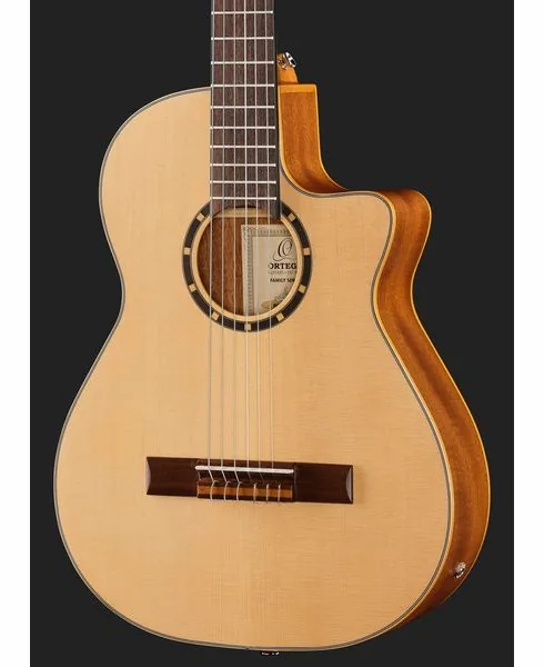 Ortega RCE125-3/4, lähikuva 4