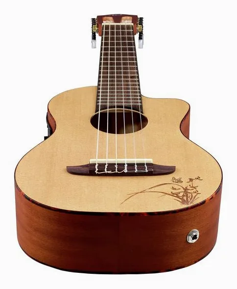 Ortega RGL5CE Guitarlele, lähikuva 3