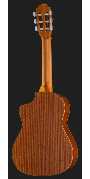 Ortega RQ25 Requinto, lähikuva 3