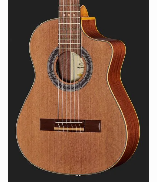 Ortega RQ39E Requinto, lähikuva 4