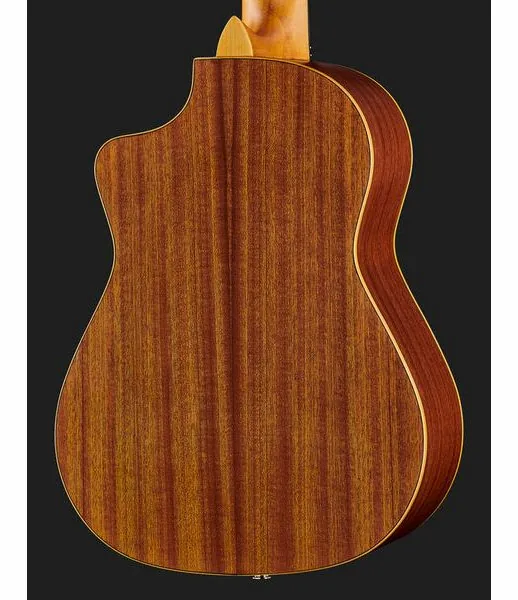 Ortega RQ39E Requinto, lähikuva 5