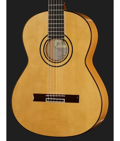 Ramirez Sencilla Flamenco Spruce, lähikuva 4