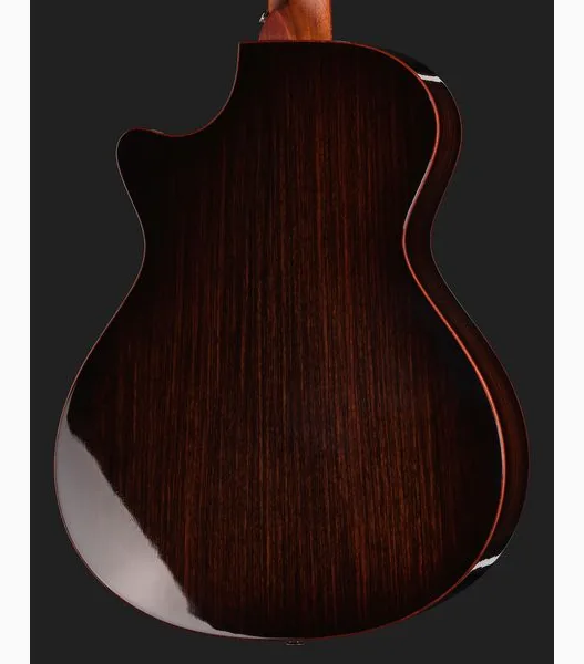 Taylor Custom #25: Le Rouge, lähikuva 5