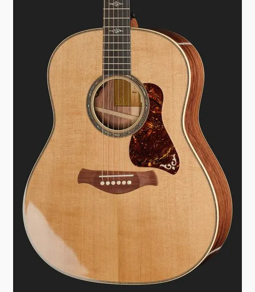 Taylor Gold Label 817e, lähikuva 4