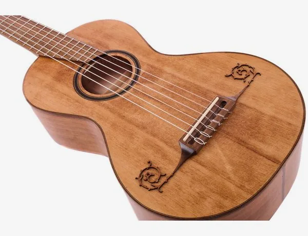 Romantic Guitar Antiqued, lähikuva 4