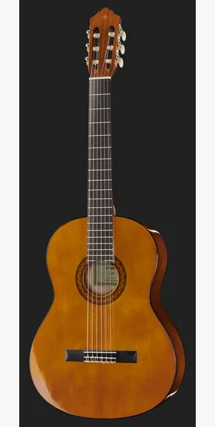 Yamaha C40 III, lähikuva 2