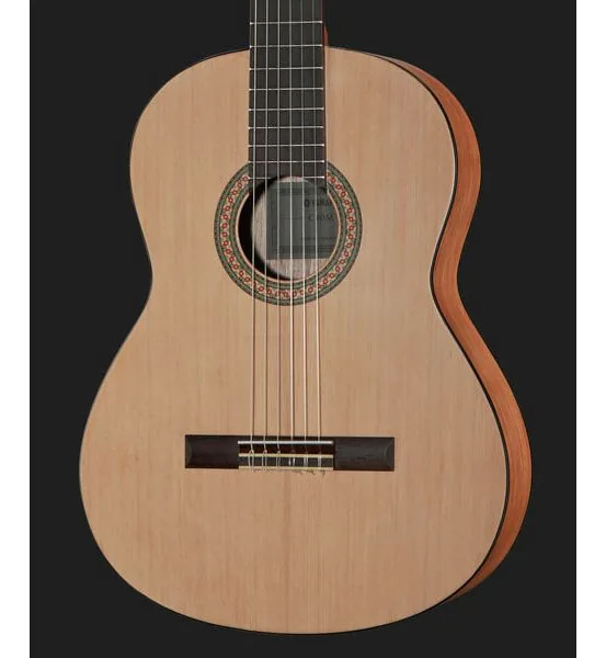 Yamaha C40M, lähikuva 4