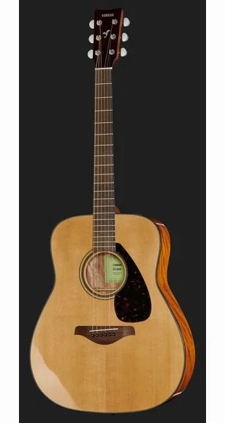 Yamaha FG800 NT, lähikuva 2