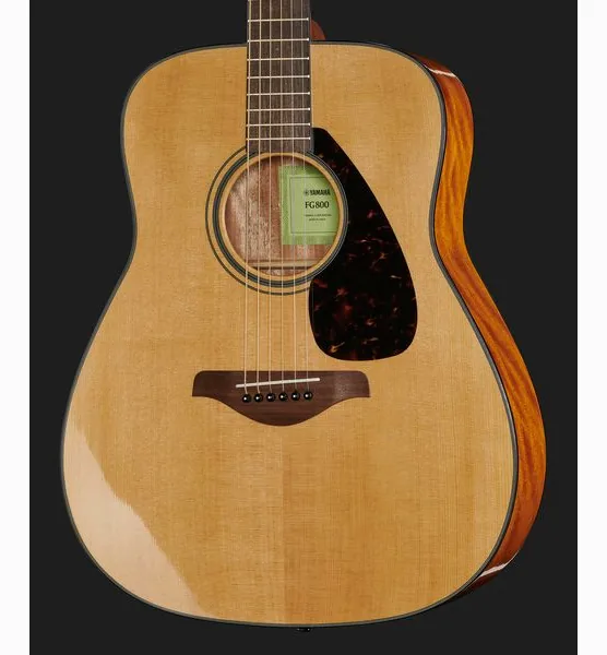 Yamaha FG800 NT, lähikuva 4