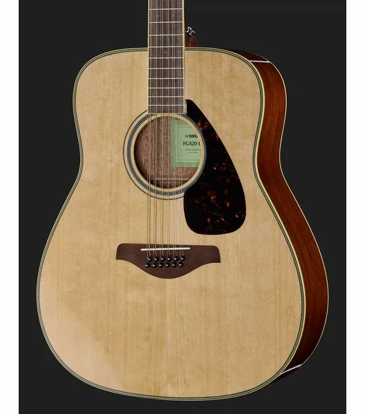 Yamaha FG820-12 NTII, lähikuva 4