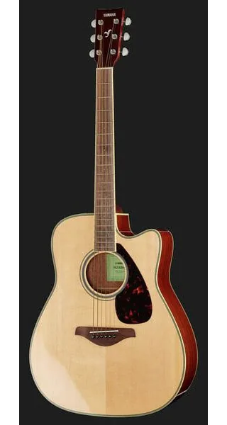 Yamaha FGX820C NTII, lähikuva 2