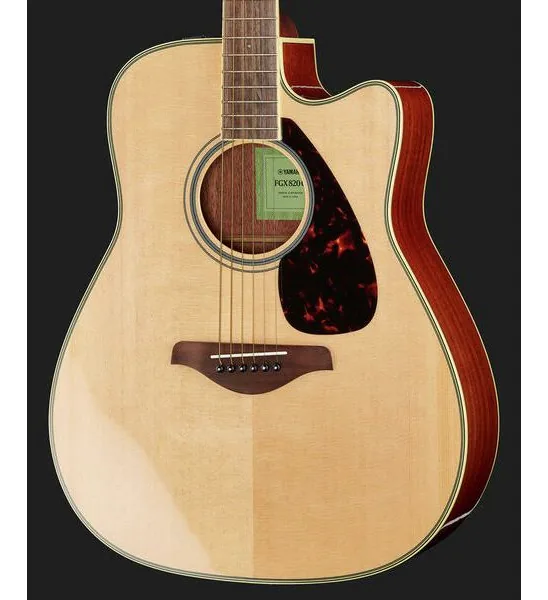 Yamaha FGX820C NTII, lähikuva 4