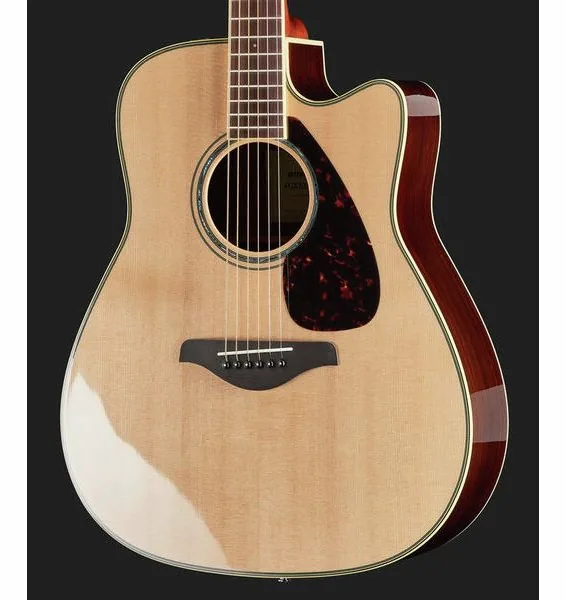 Yamaha FGX830C NT, lähikuva 4