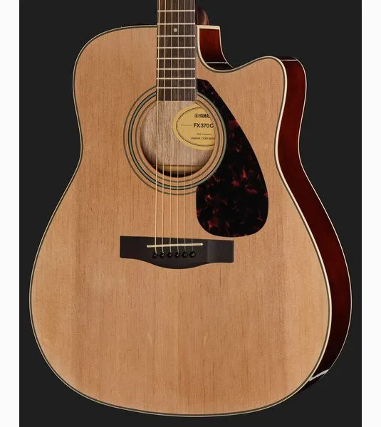 Yamaha FX370C Natural, lähikuva 4