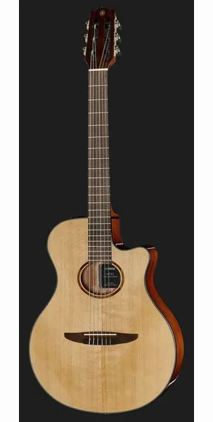 Yamaha NTX1NT NAT, lähikuva 2